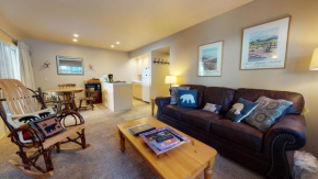 Mammoth Estates Condo - Free Parking & Pet Friendly